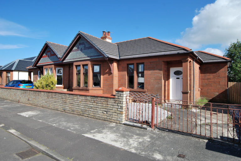 Prestwick, KA9 …Desirable Traditional Semi Detached Bungalow : Black Hay